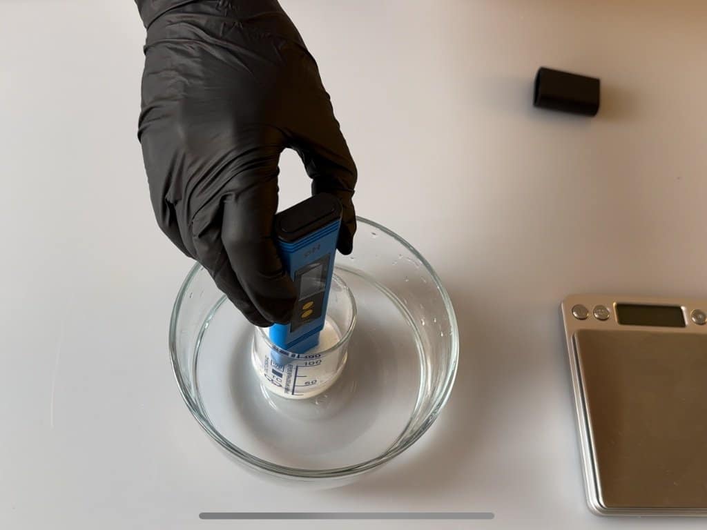 Измерить pH мыла при комнатной температуре